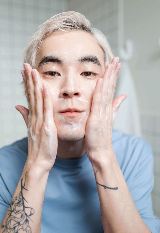 Best cleanser face wash for men